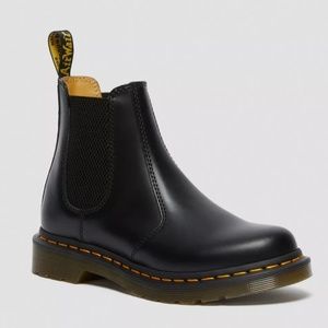 Dr Martins Chelsea smooth leather boot
